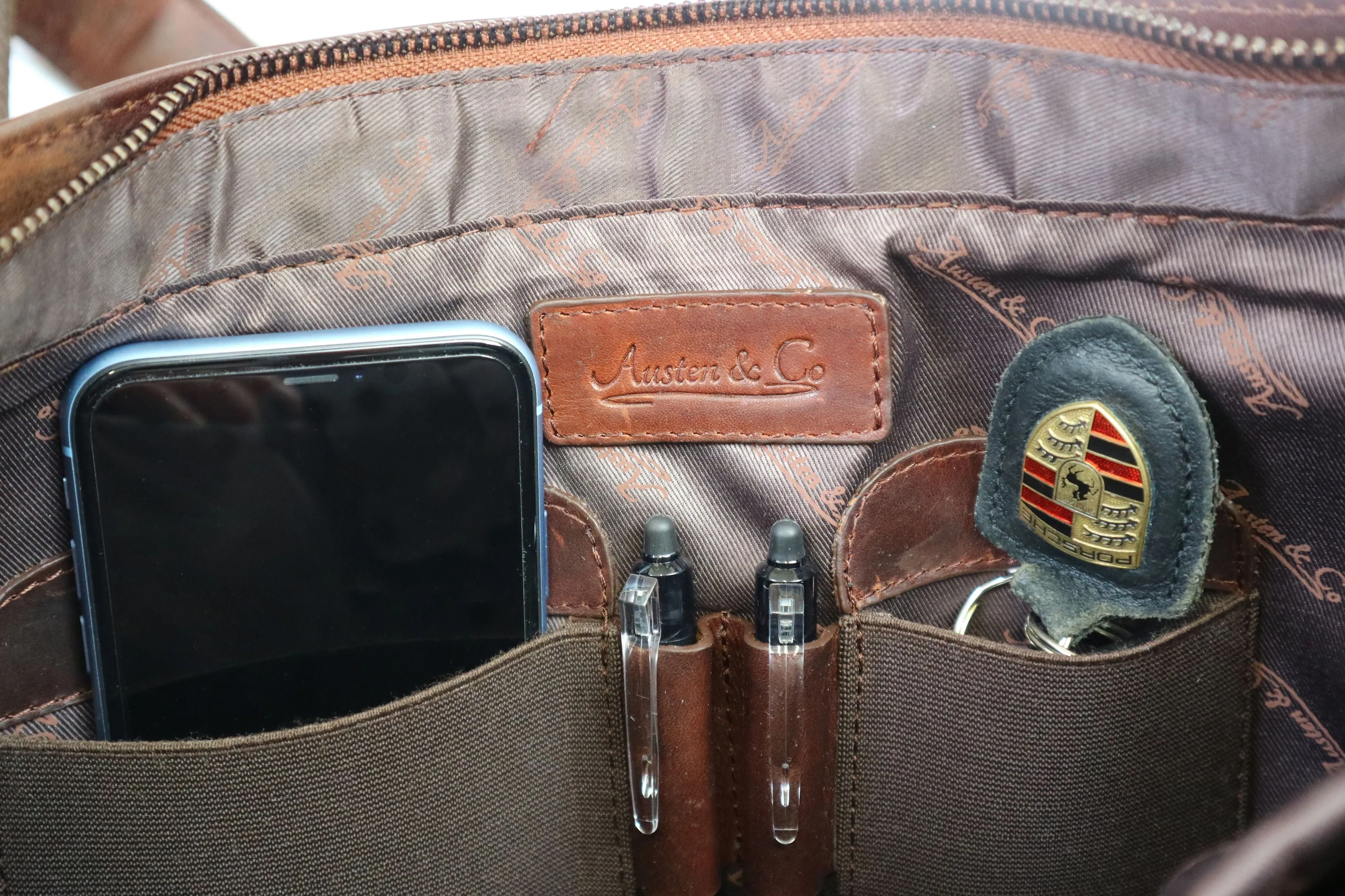 Austen & Co Tan Brown Leather Messenger Bag