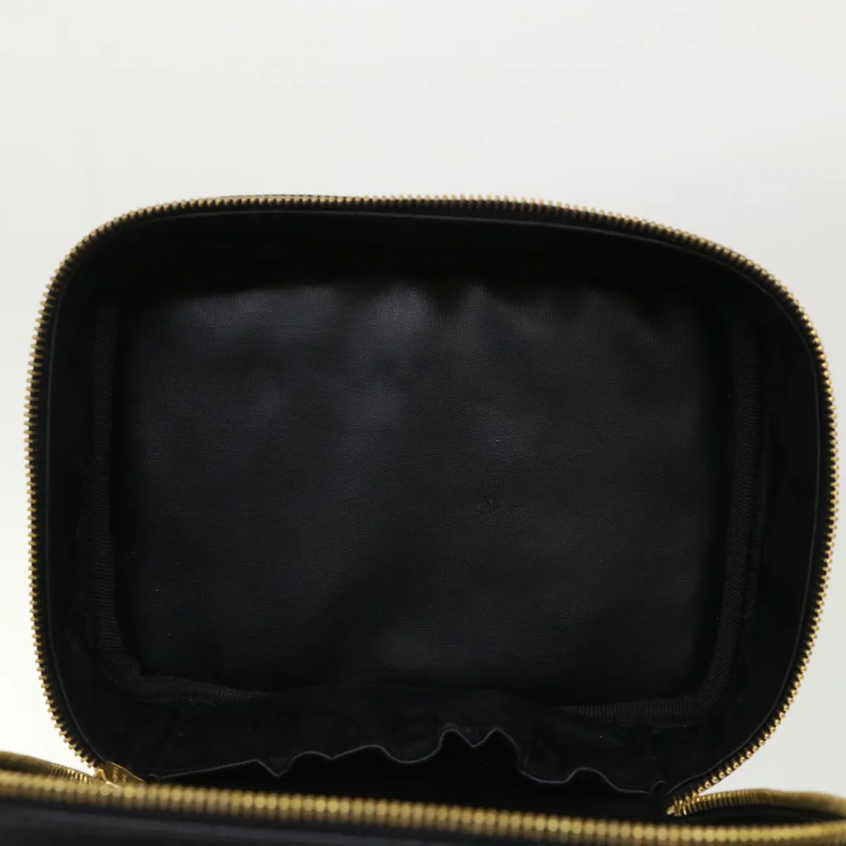 CHANEL Vanity Cosmetic Pouch Lamb Skin Beige CC  49478A