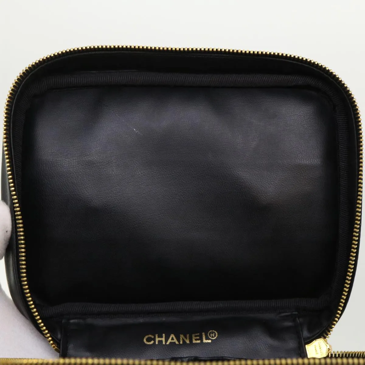 CHANEL Vanity Cosmetic Pouch Lamb Skin Beige CC  49478A