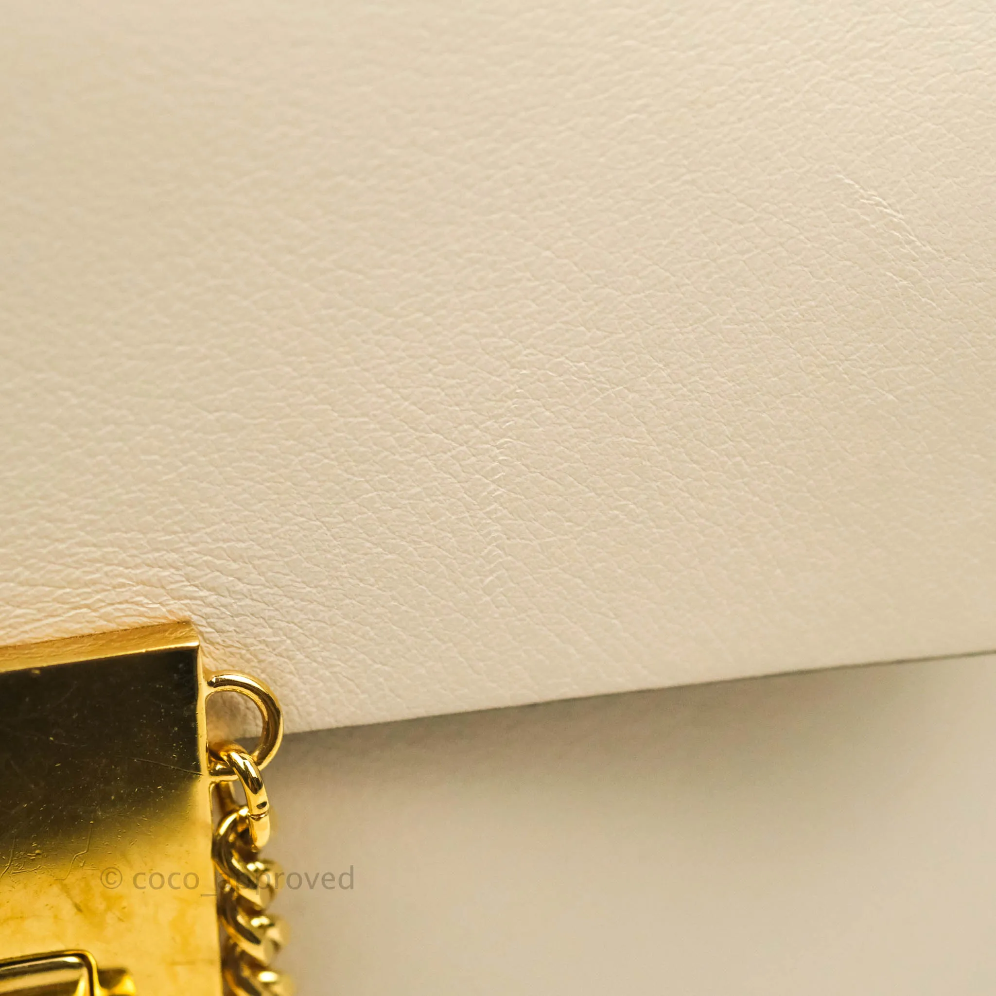 Chloé Drew Chain-Threaded Shoulder Bag Cream Gold Hardware