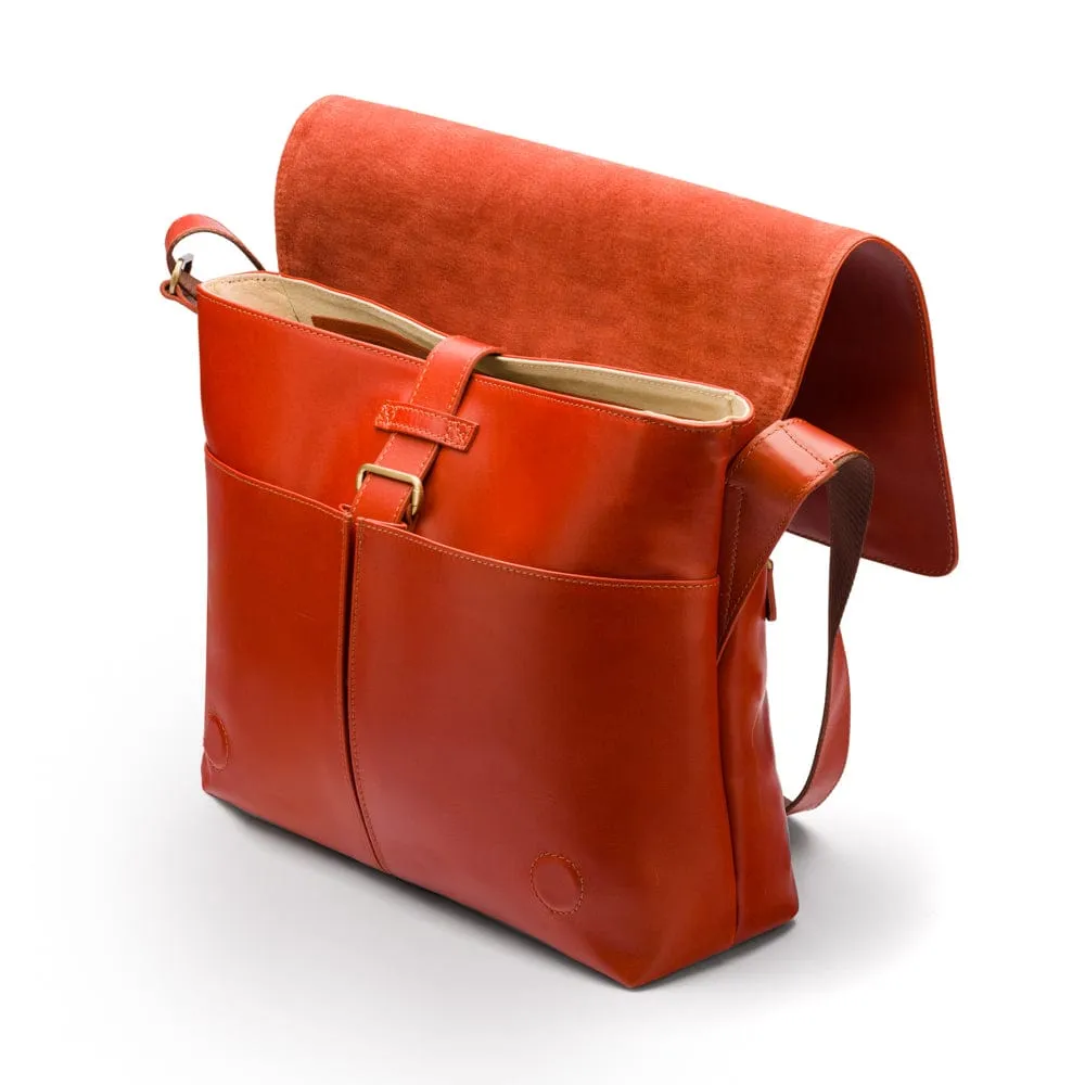 Classic Postman's Leather Messenger Bag - Light Tan