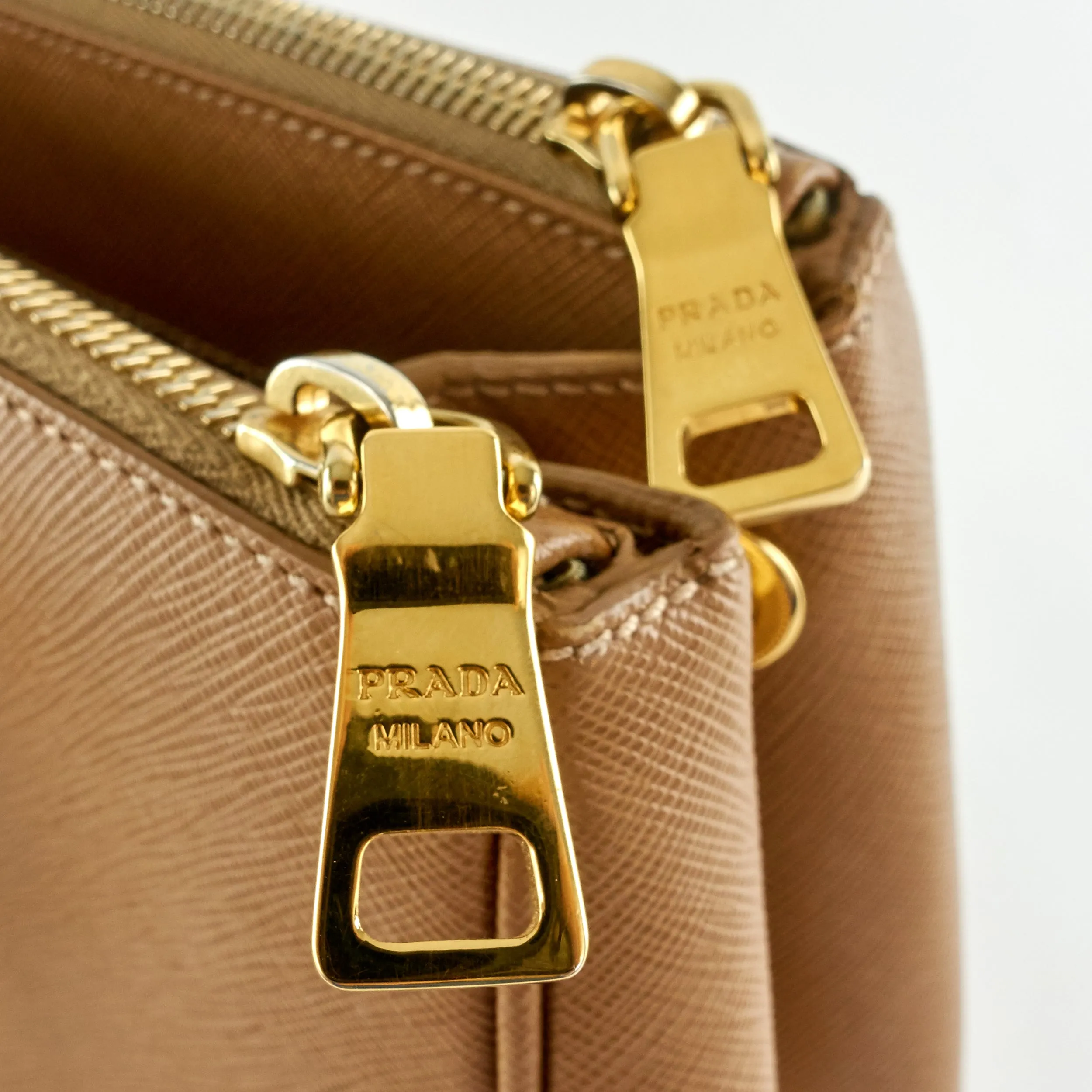 Galleria Saffiano Leather Tote Bag