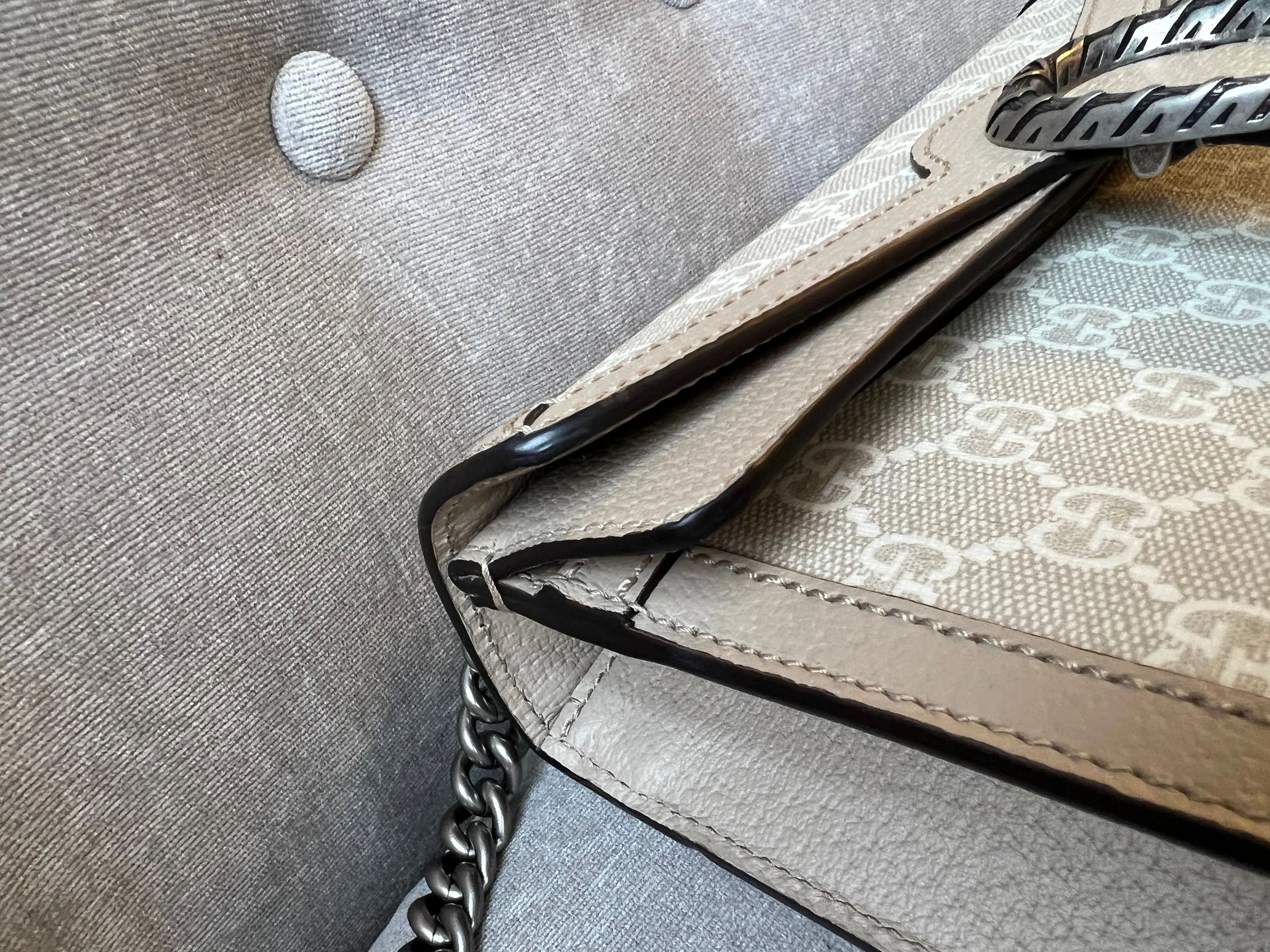 Gucci Dionysus GG Small Shoulder Bag in White and Beige Canvas (RRP £2,130)