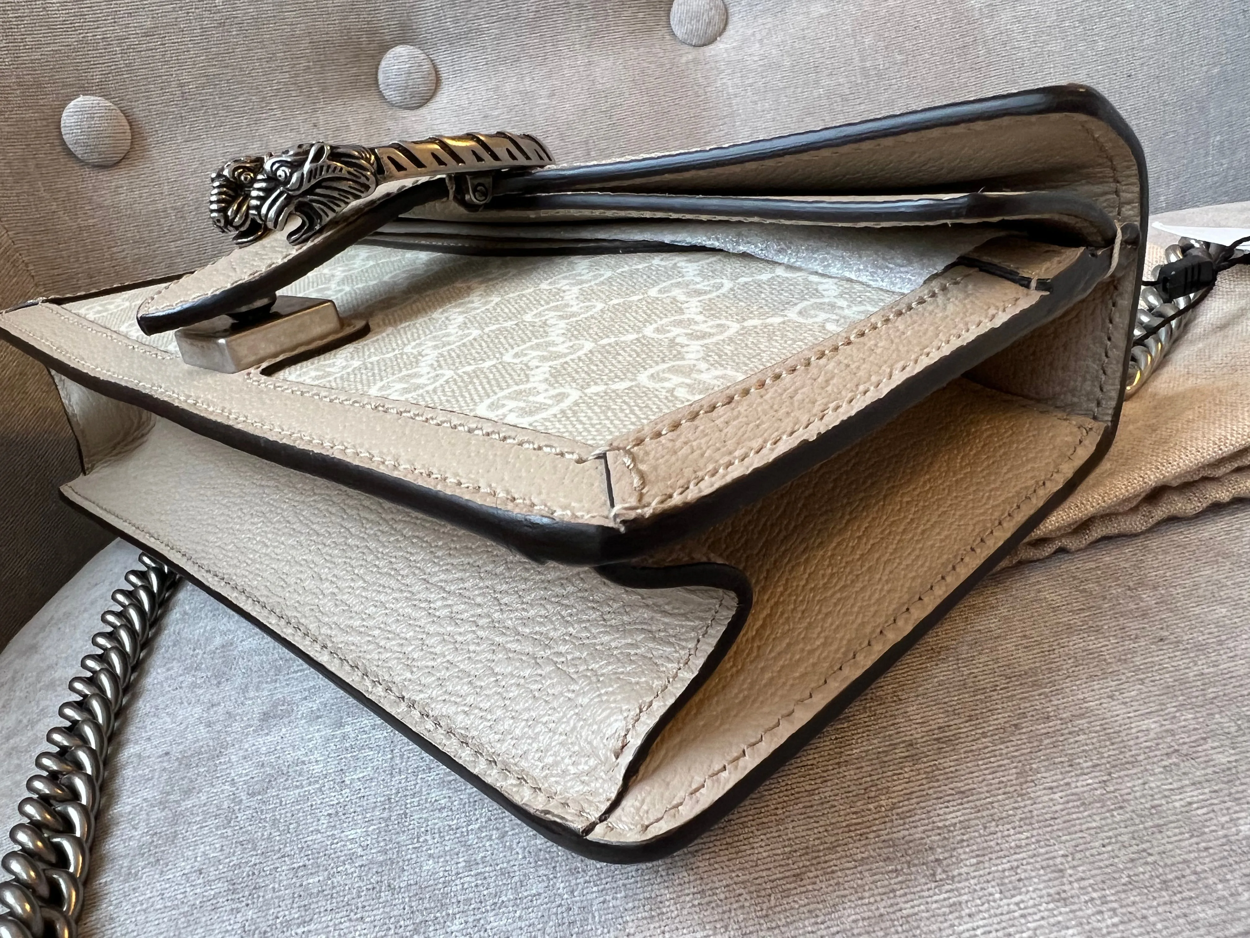 Gucci Dionysus GG Small Shoulder Bag in White and Beige Canvas (RRP £2,130)