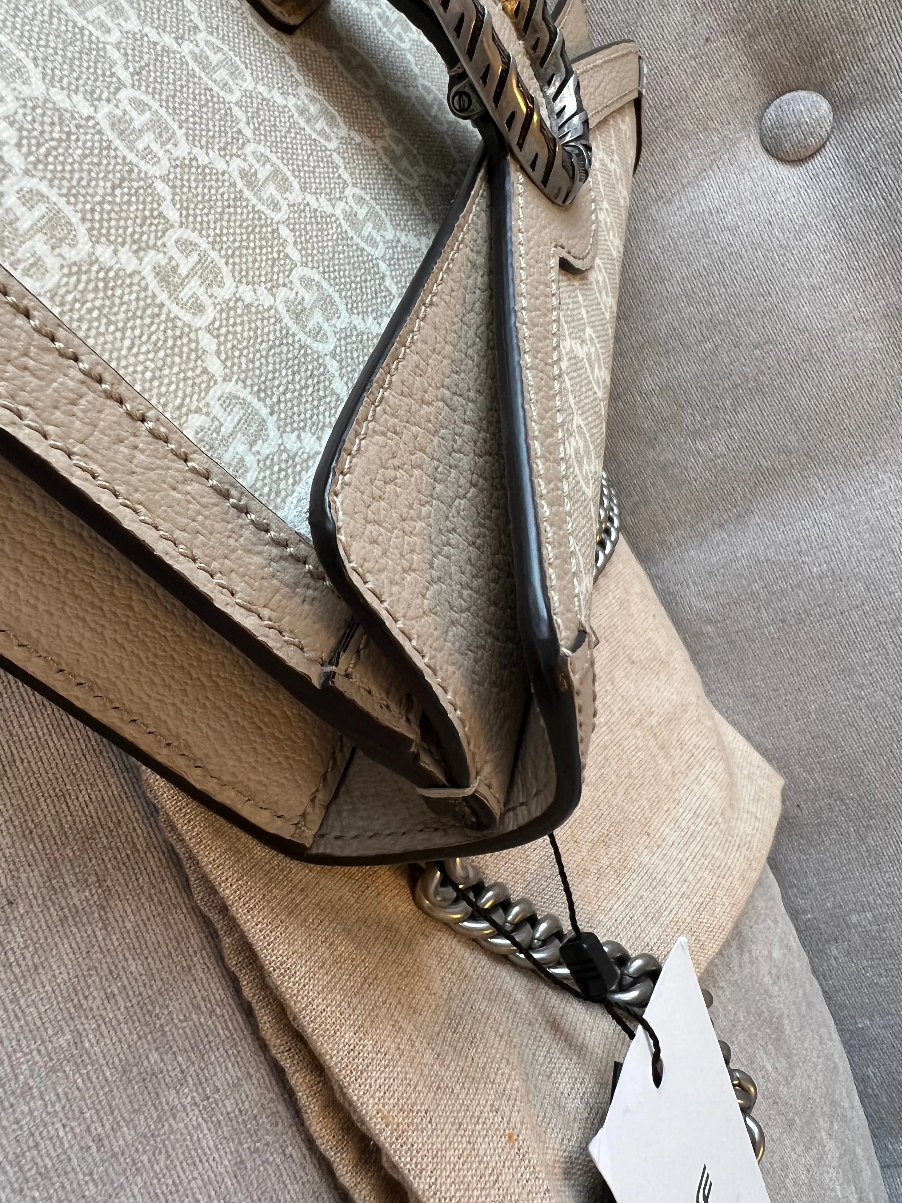 Gucci Dionysus GG Small Shoulder Bag in White and Beige Canvas (RRP £2,130)