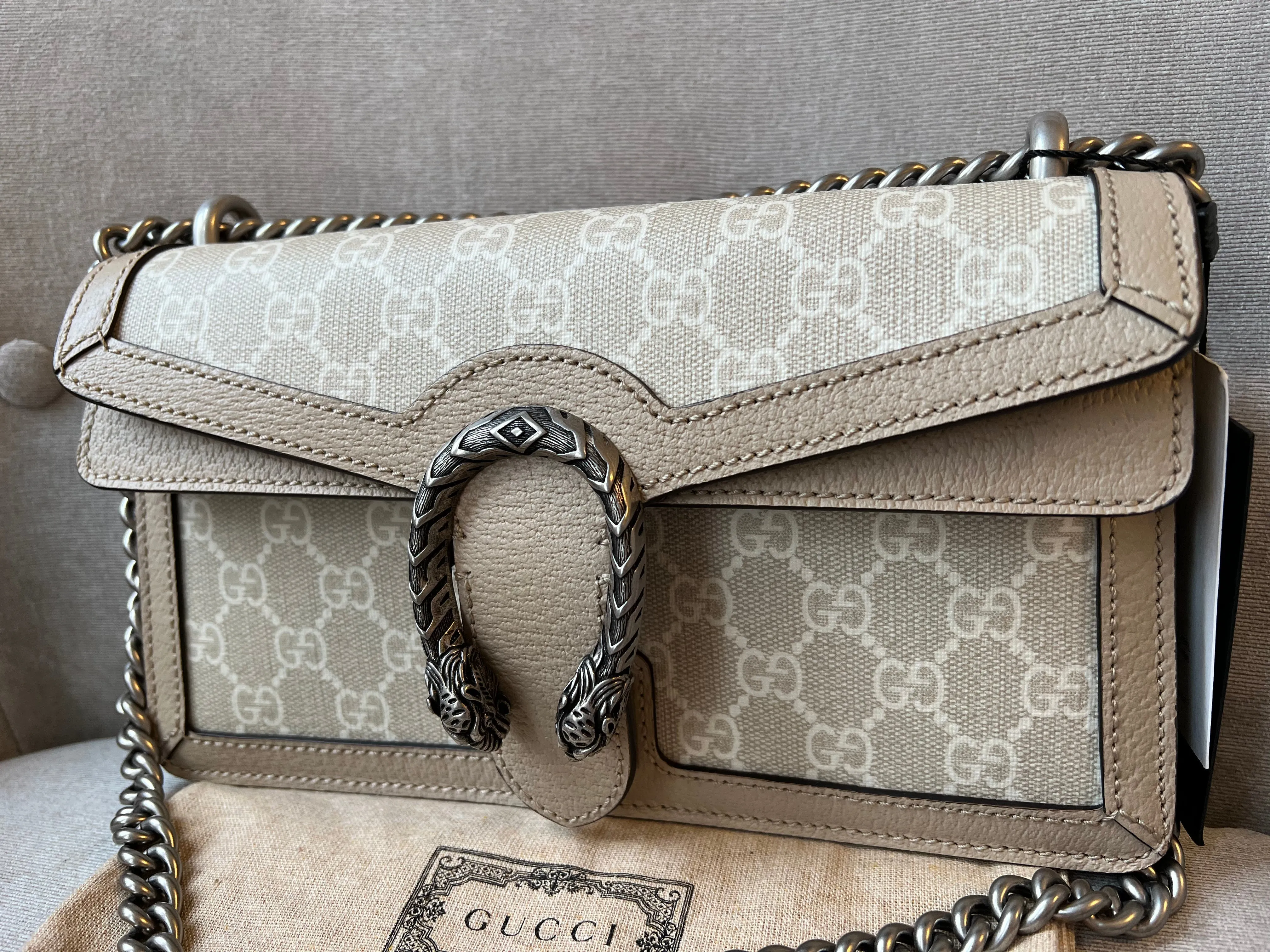 Gucci Dionysus GG Small Shoulder Bag in White and Beige Canvas (RRP £2,130)
