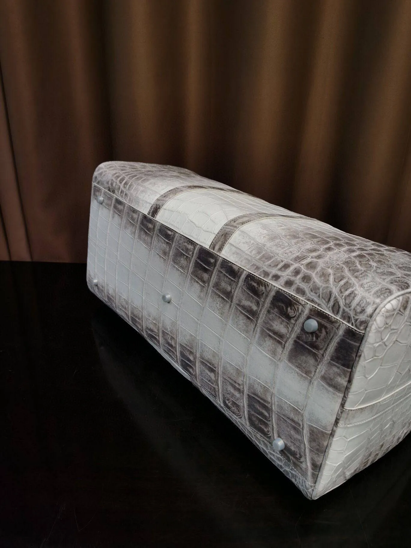 Himalaya White Genuine Crocodile Leather Travel Duffel Bag, Mens Gift Weekend Bag Overnight Sport Gym Bag Extra Large