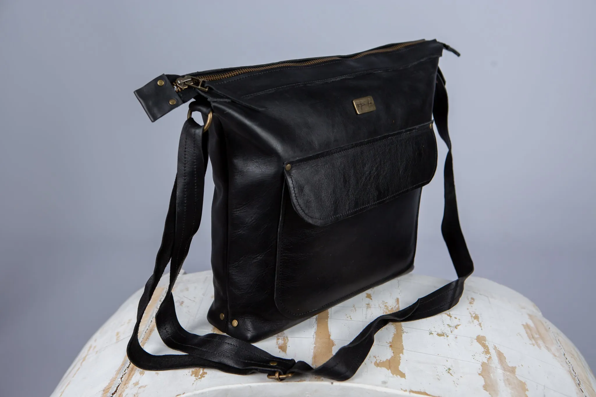 Janine with pocket - Black