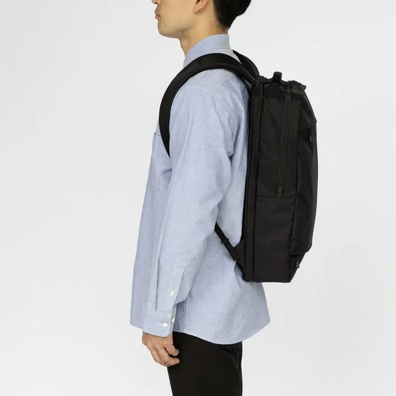 Montbell Utility Daypack 20 Unisex Black Dark Green