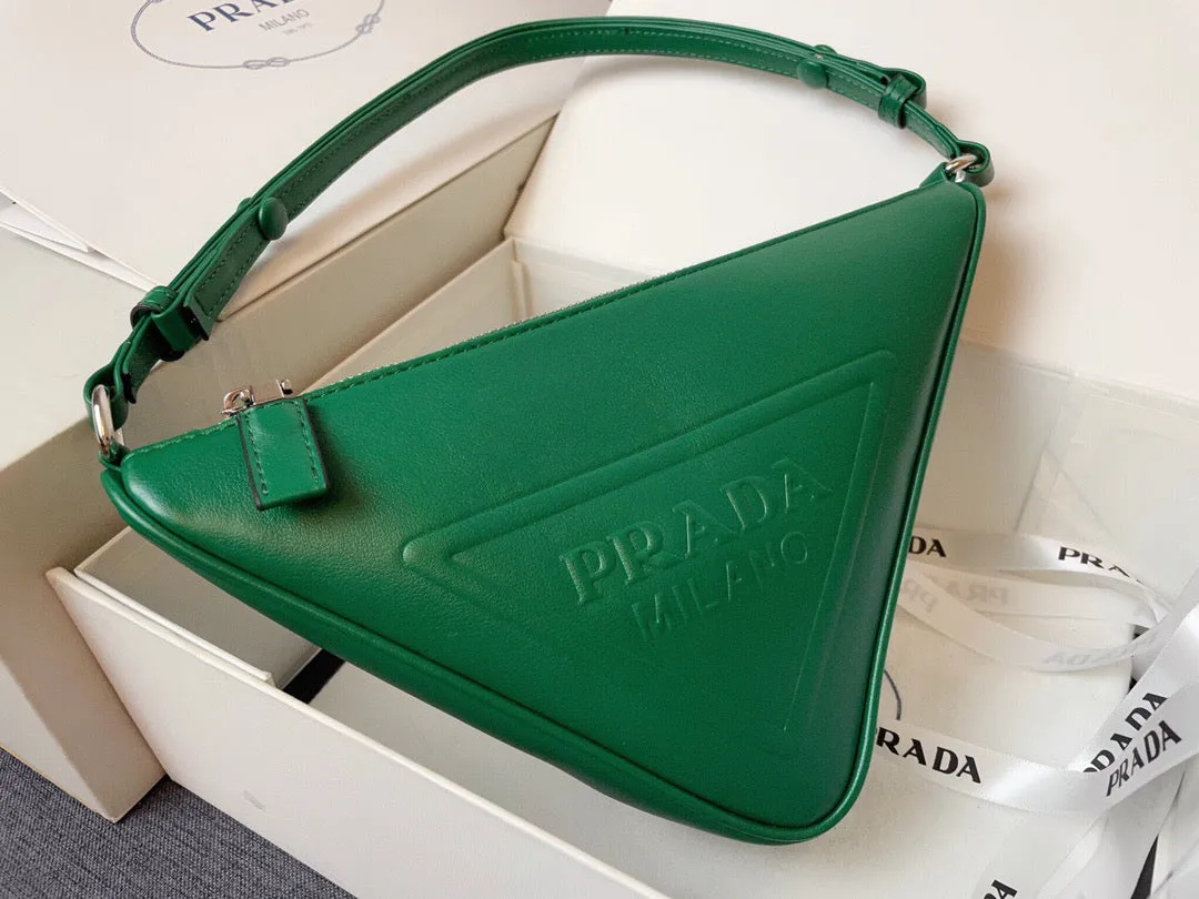 PD166 Triangle Leather Pouch / 10.2x6.3x2inch