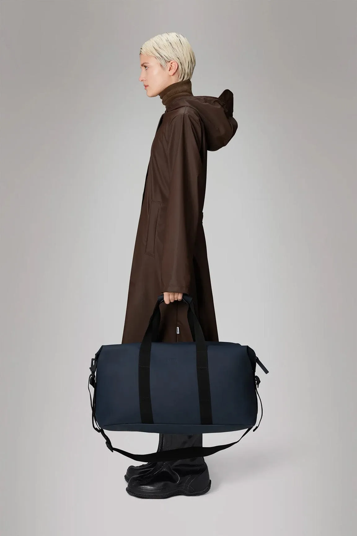 RAINS Hilo Weekend Bag