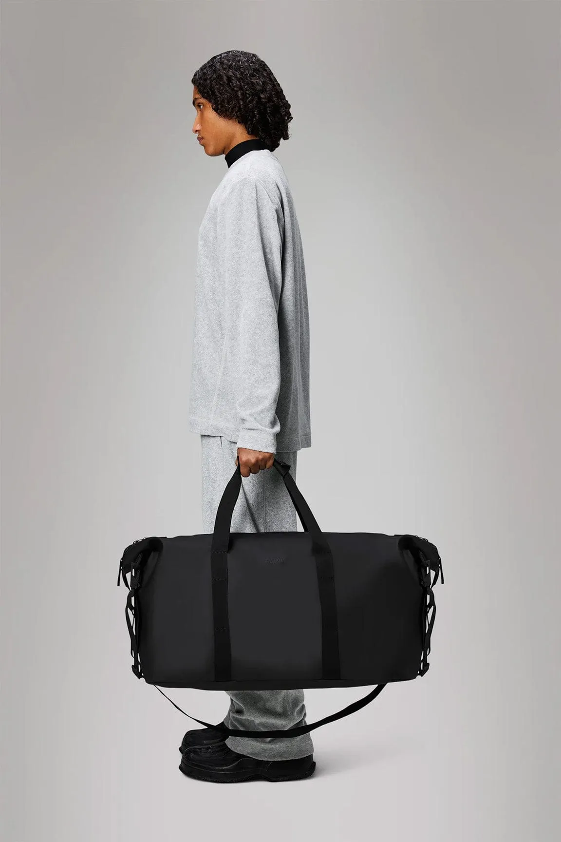 RAINS Hilo Weekend Bag
